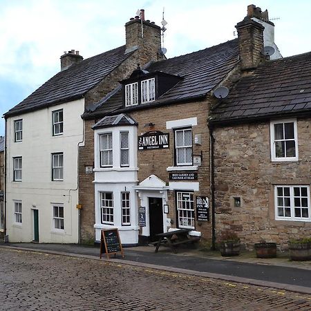 The Angel Inn ألستون المظهر الخارجي الصورة